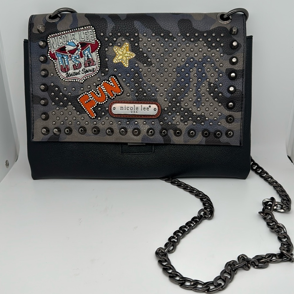 Nicole Lee USA Fun Chain Crossbody Black Gray Bag Purse